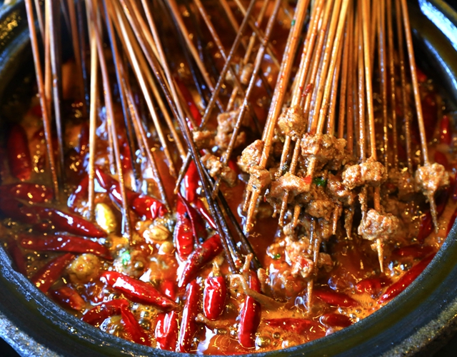 愛上成都美食，愛上串串香